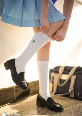 家教老师电视剧_BD韩语高清免费观看